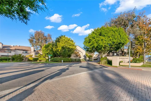 $1,099,000 | 918 Hyde Court, Costa Mesa, CA 92626