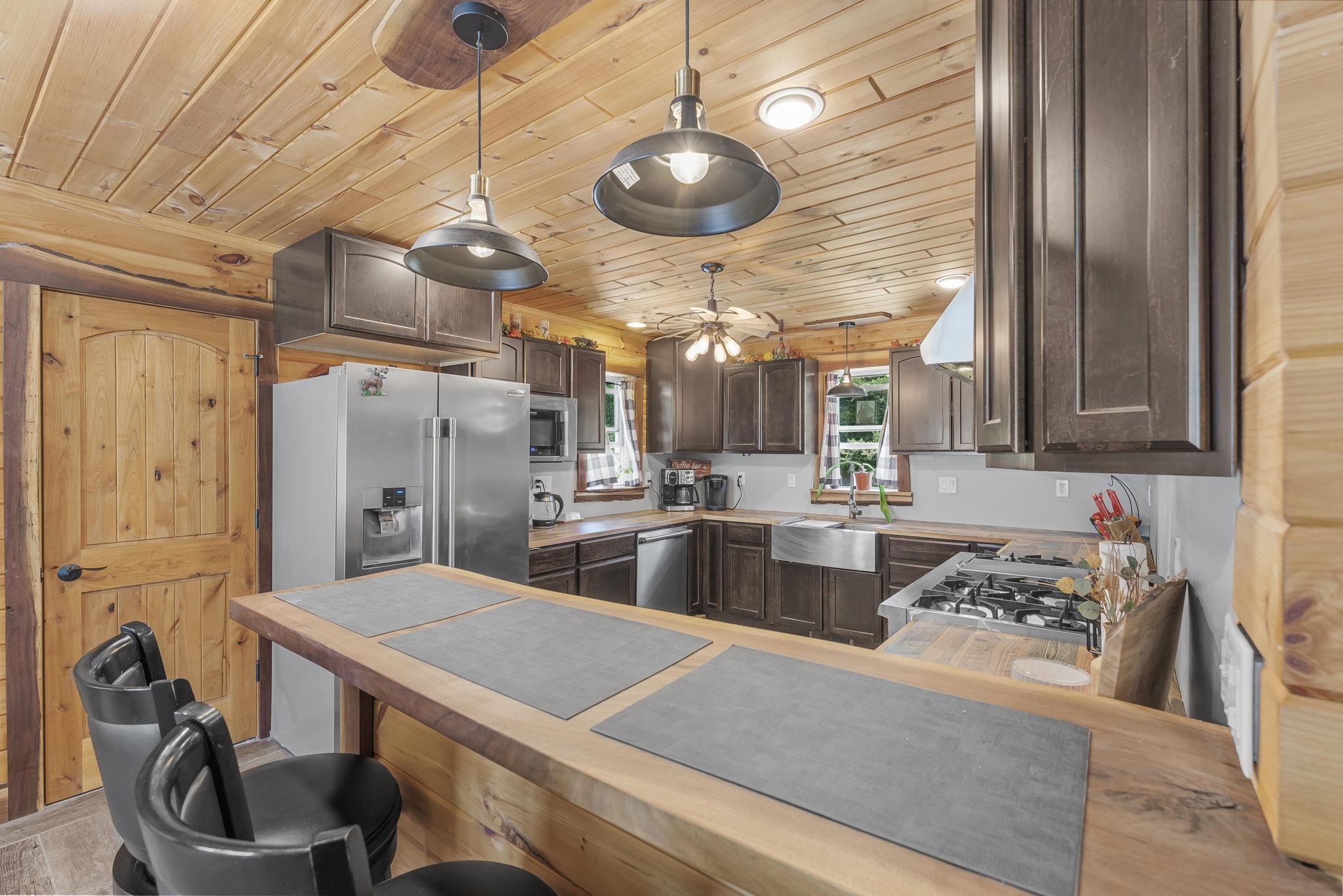 390 South Marshall Road Beulah, MI 49617 - Photo 21 of 83