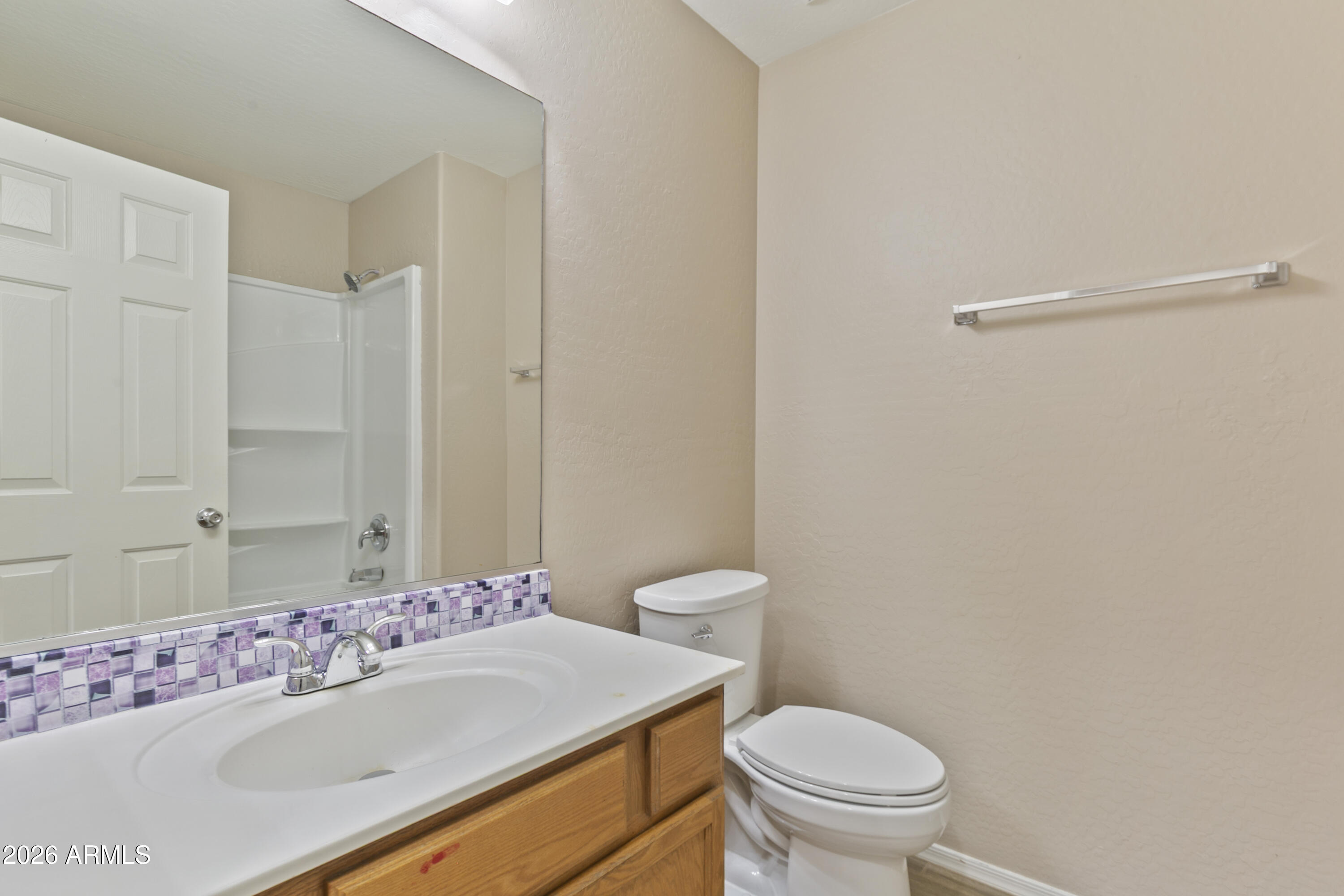 7203 South 2nd Lane Phoenix, AZ 85041 - Photo 21 of 30 24 - Bathroom
