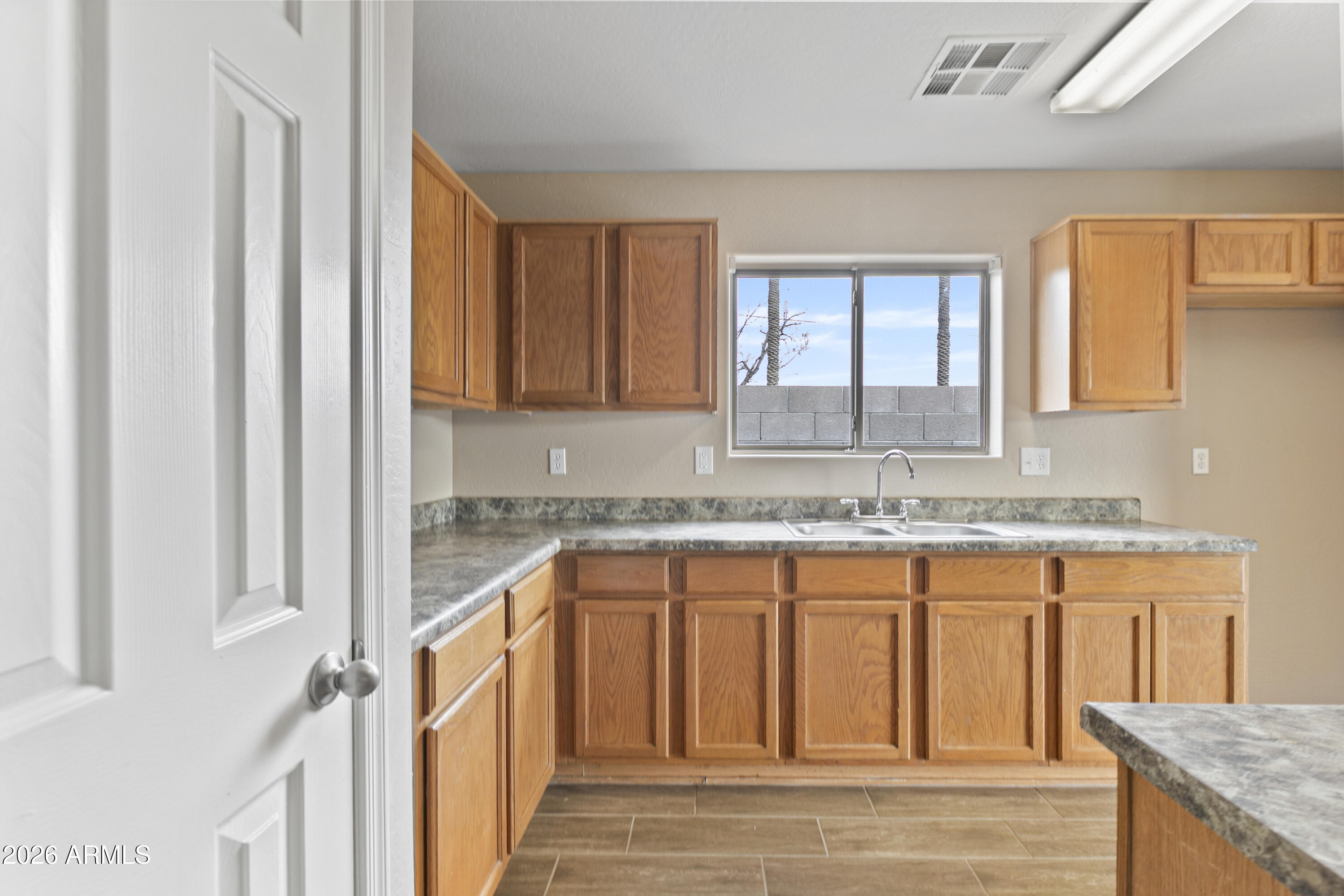 7203 South 2nd Lane Phoenix, AZ 85041 - Photo 4 of 30 10 - Kitchen