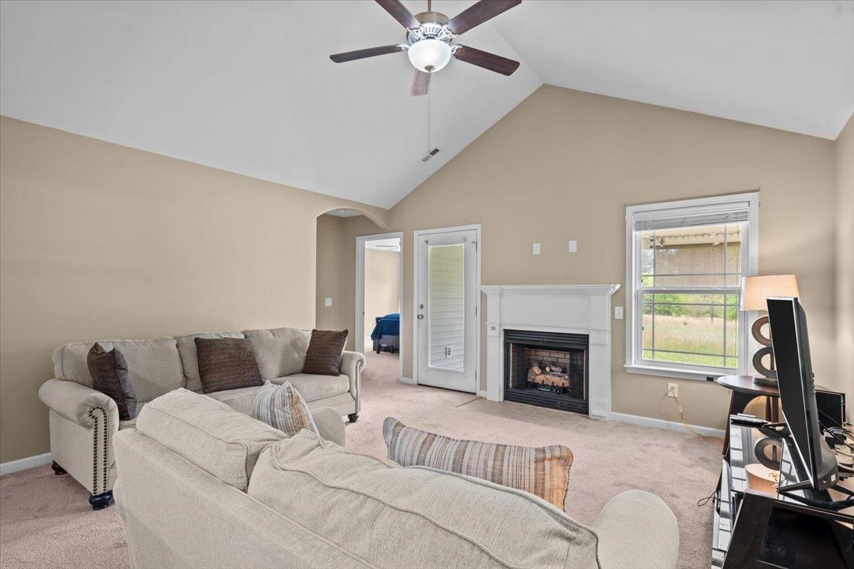 134 Tiara Ridge Lane Duncan, SC 29334 - Photo 8 of 30 Gallery Image 8