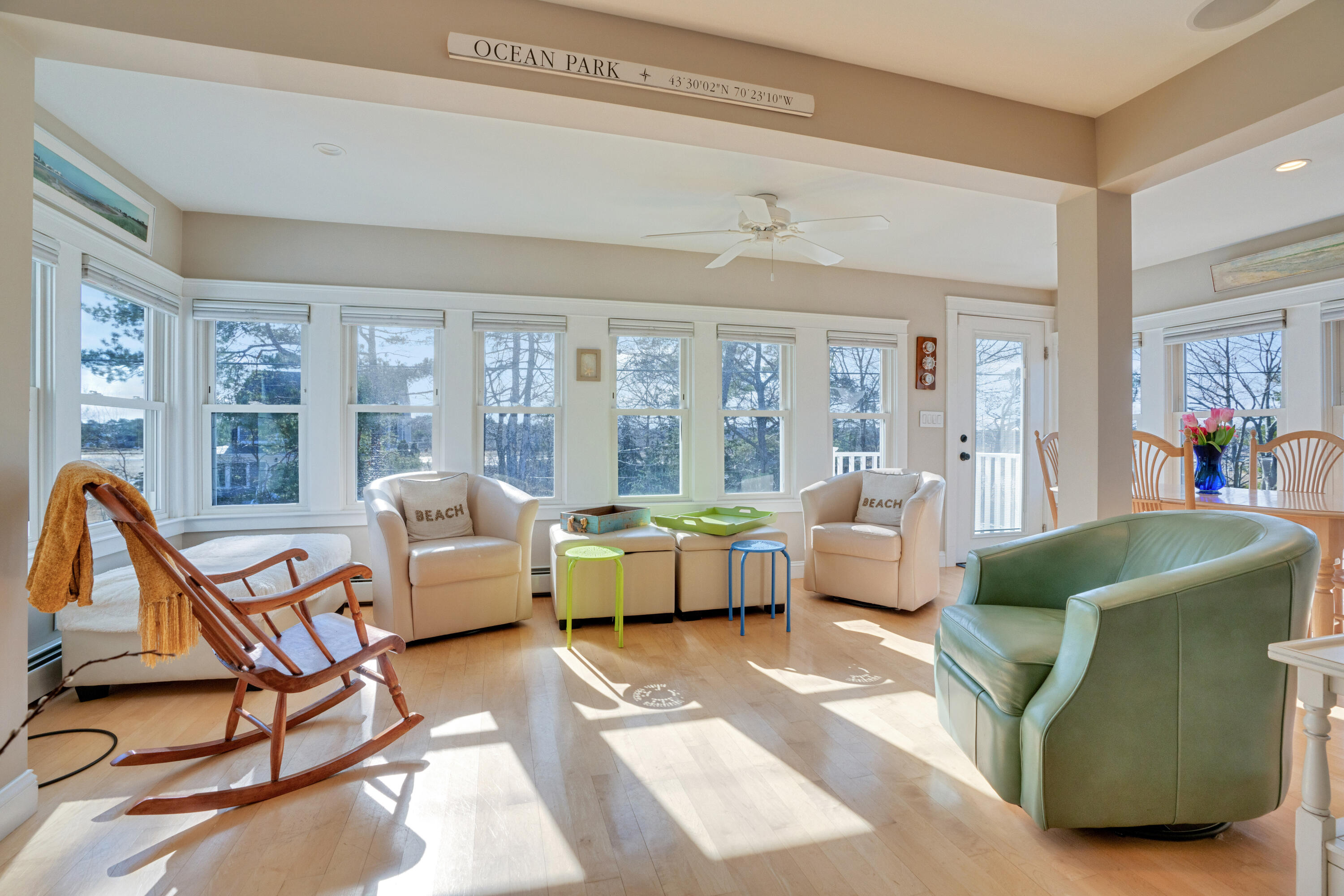 18 Porter Road Ocean Park, ME 04063 - Photo 11 of 41 top floor living area