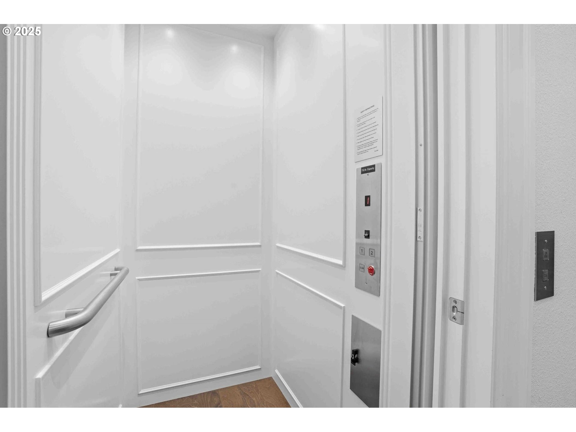 3919 Northwest 74th Avenue, Unit 66 Camas, WA 98607 - Photo 12 of 44 Elevator