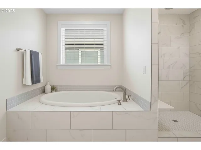 $874,900 | 3919 Northwest 74th Avenue, Unit 66, Camas, WA 98607