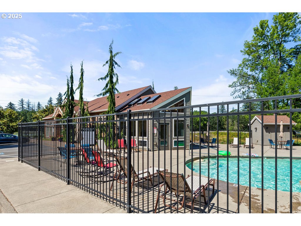 3919 Northwest 74th Avenue, Unit 66 Camas, WA 98607 - Photo 37 of 44 Community Pool