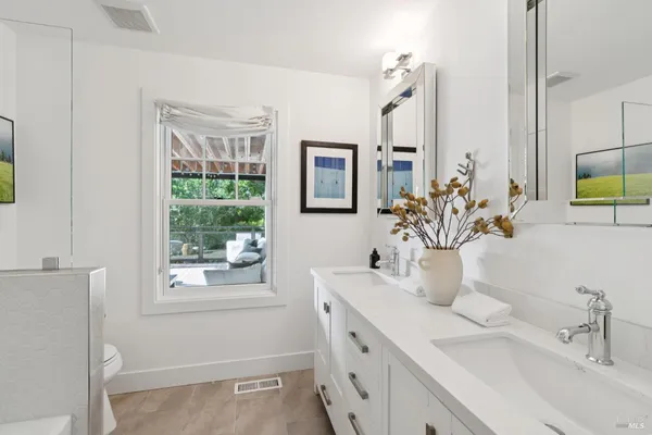 $3,995,000 | 30 Corte Sereno, Greenbrae, CA 94904