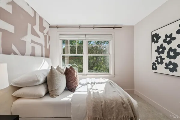 $3,995,000 | 30 Corte Sereno, Greenbrae, CA 94904