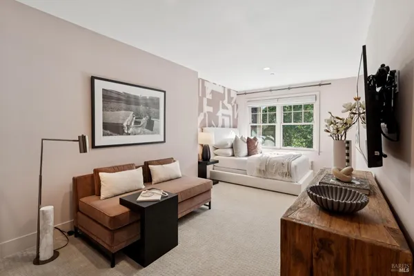 $3,995,000 | 30 Corte Sereno, Greenbrae, CA 94904