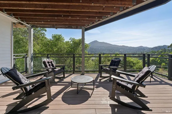 $3,995,000 | 30 Corte Sereno, Greenbrae, CA 94904