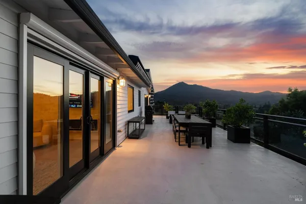 $3,995,000 | 30 Corte Sereno, Greenbrae, CA 94904