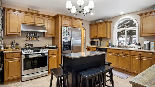 $599,900 | 19732 70th Avenue, Chippewa Falls, WI 54729