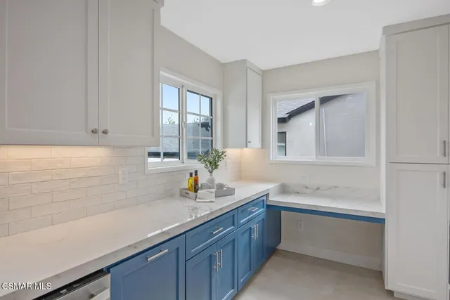 $899,950 | 7055 Park Manor Avenue, North Hollywood, CA 91605