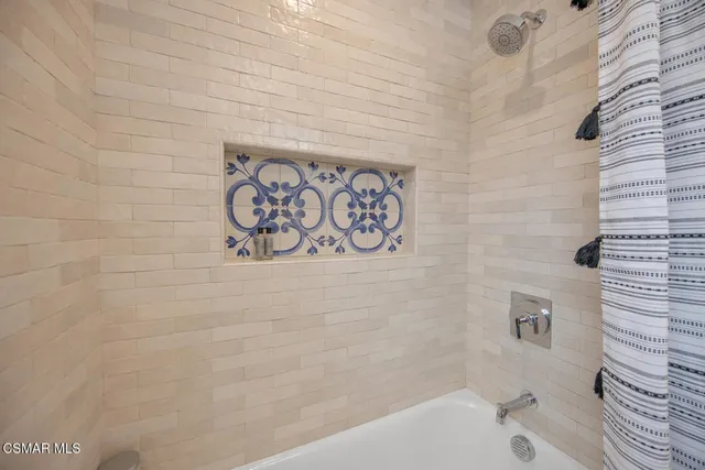 $899,950 | 7055 Park Manor Avenue, North Hollywood, CA 91605