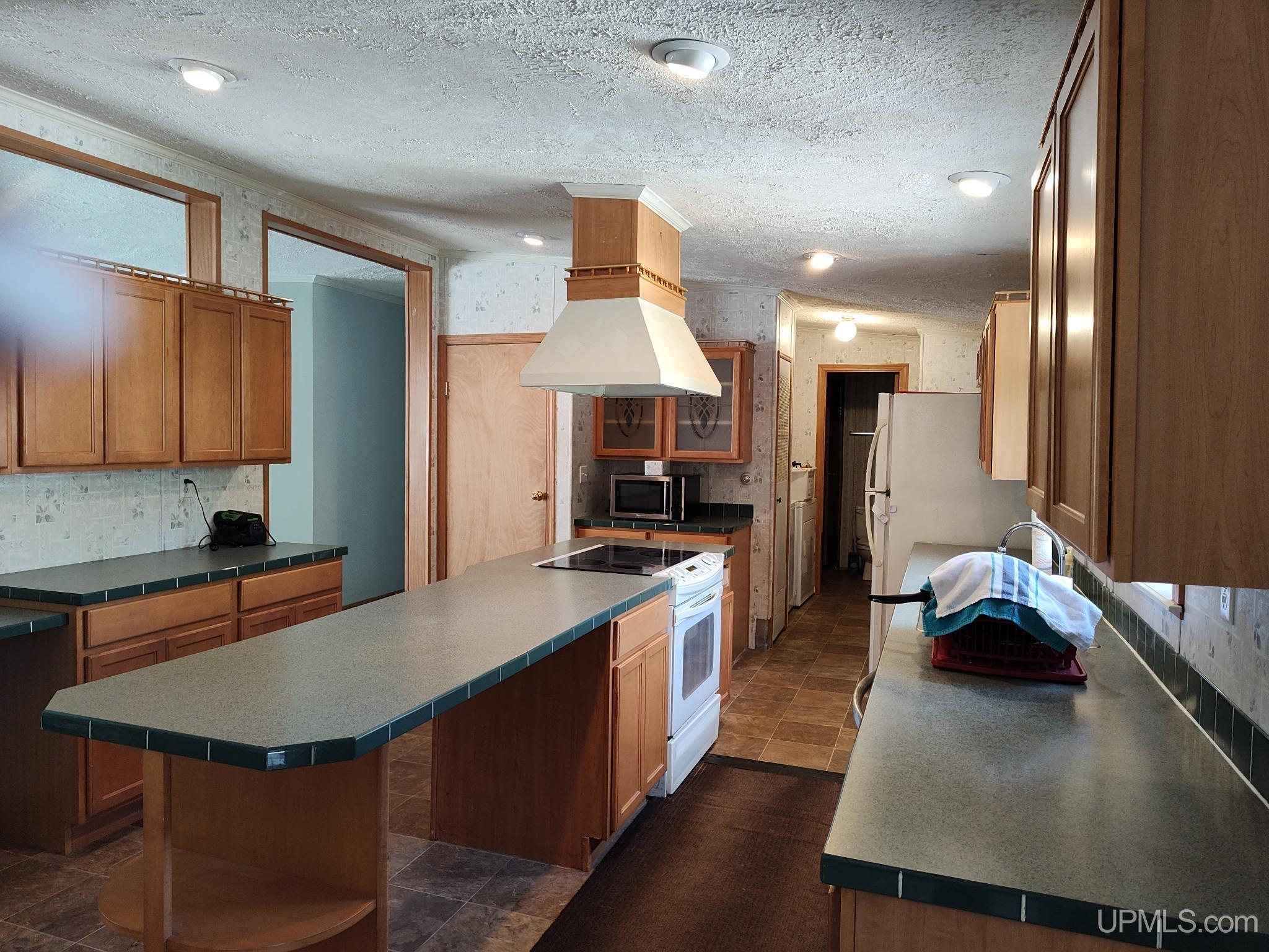 497 Bates-Amasa Road Iron River, MI 49935 - Photo 21 of 40