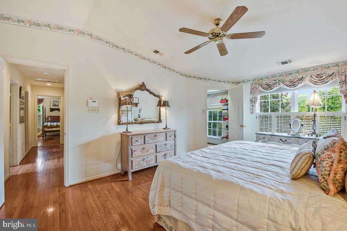 8929 Colesville Road Silver Spring, MD 20910 - Photo 22 of 43
