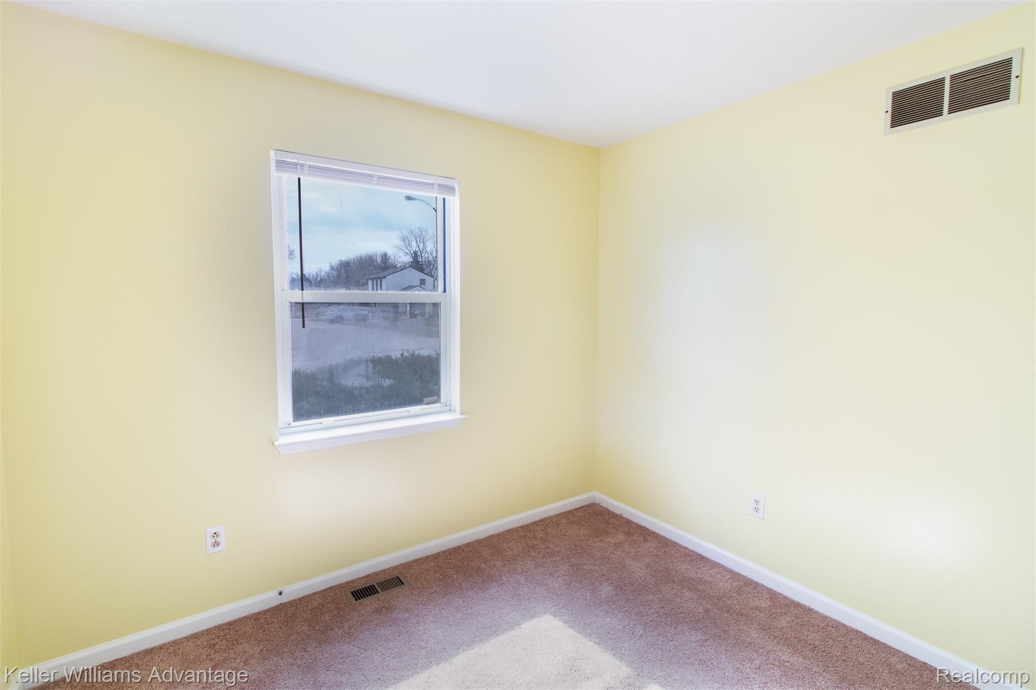 29006 Burning Tree Lane Romulus, MI 48174 - Photo 20 of 41 BurningTreen_29006_BedA_02.jpg
