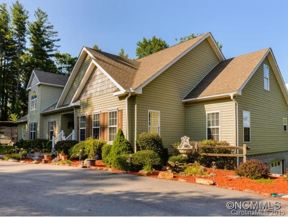 128 Life Way Clyde, NC 28721 - Photo 1 of 24
