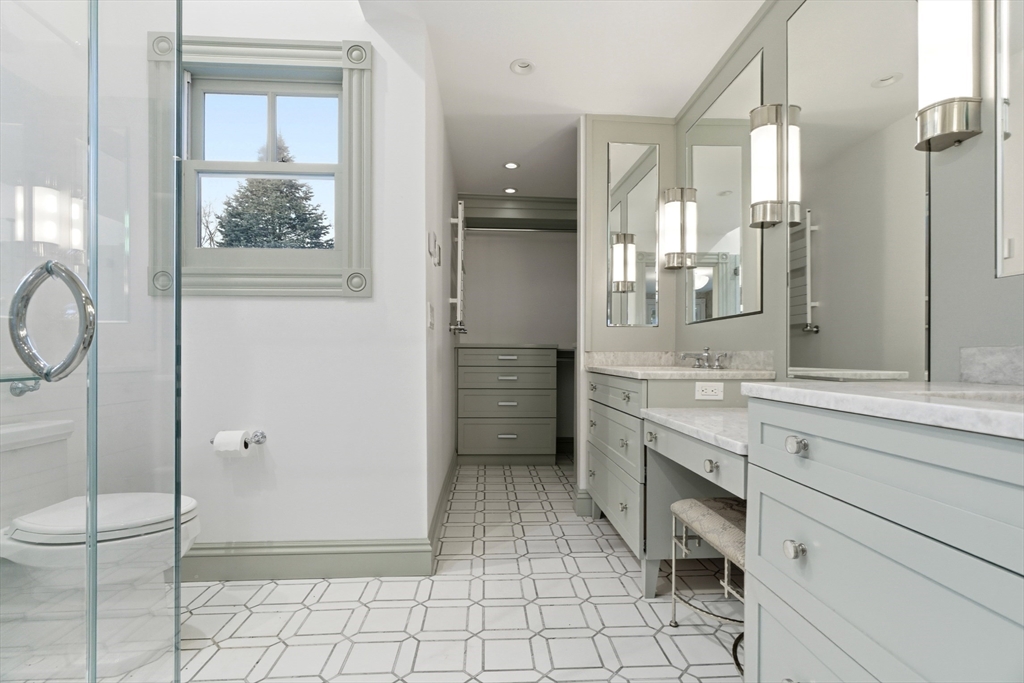 9 Maple Road Weston, MA 02493 - Photo 12 of 39