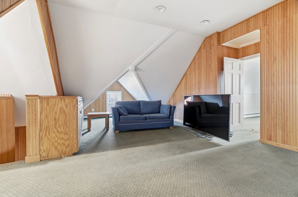 9 Maple Road Weston, MA 02493 - Photo 15 of 39