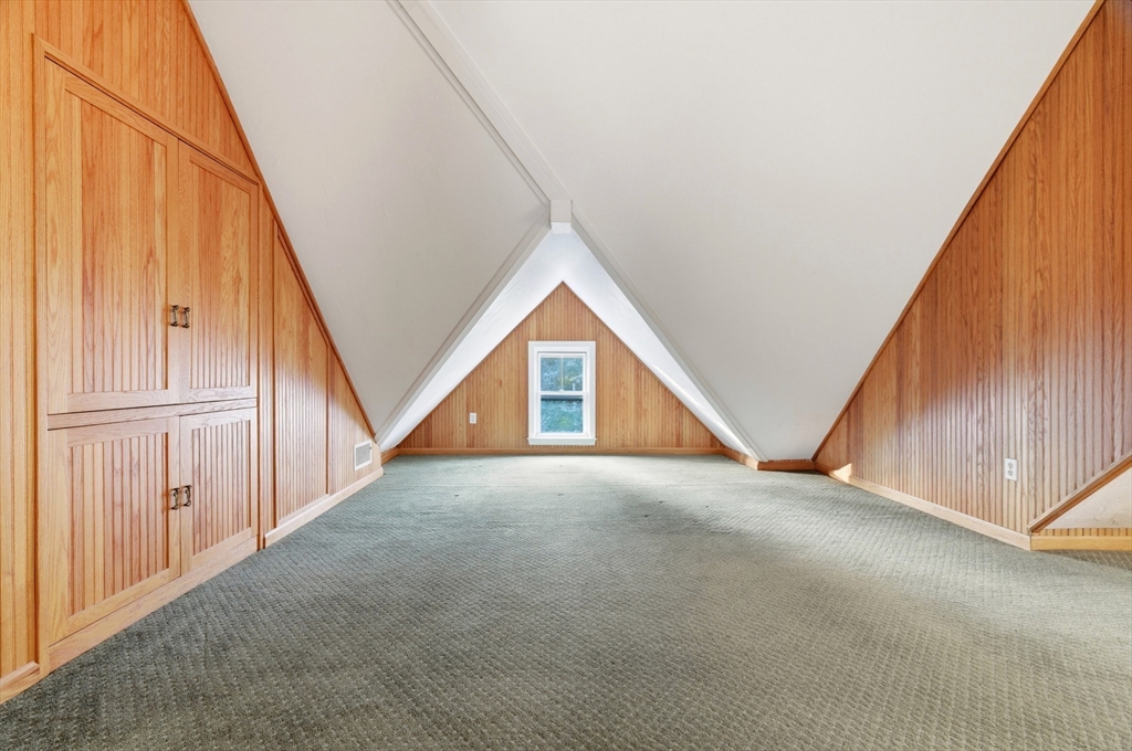 9 Maple Road Weston, MA 02493 - Photo 16 of 39