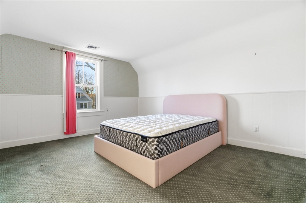 9 Maple Road Weston, MA 02493 - Photo 17 of 39