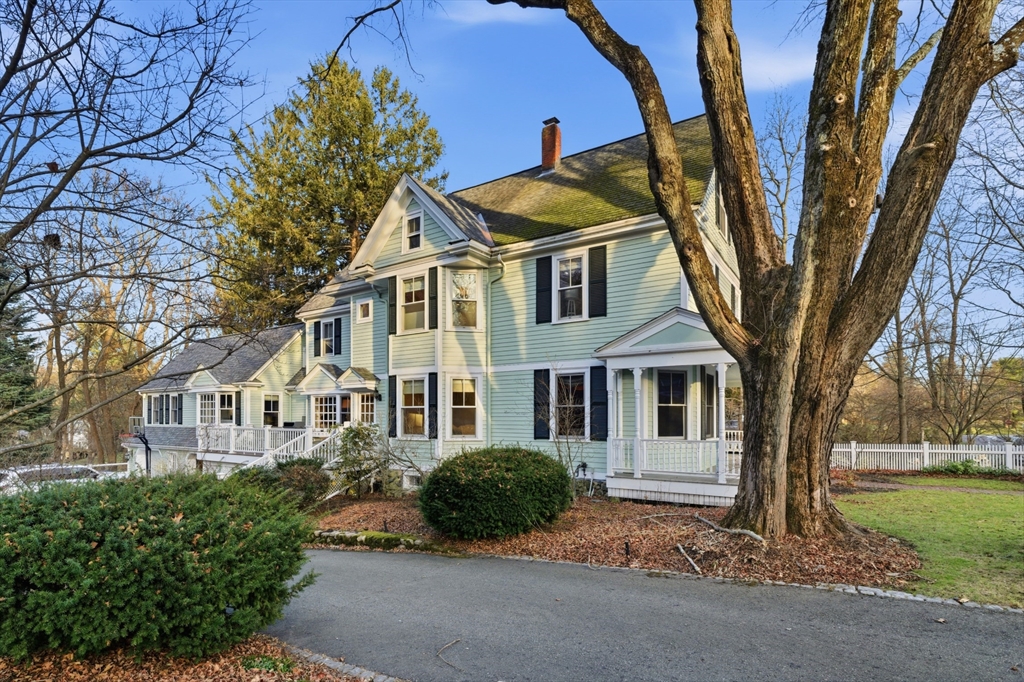 9 Maple Road Weston, MA 02493 - Photo 29 of 39