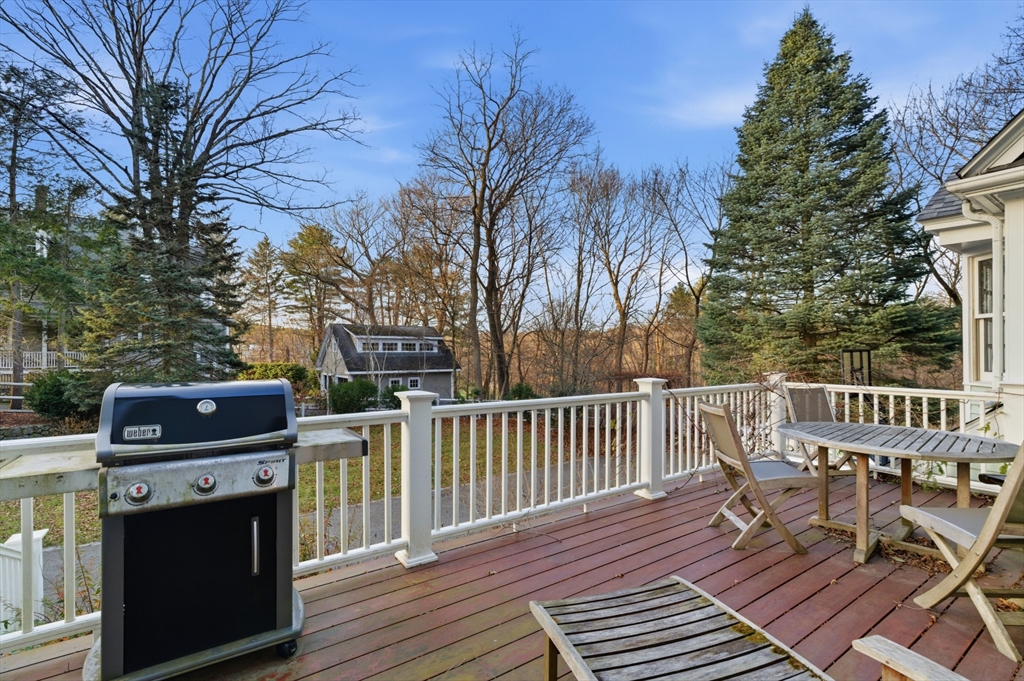 9 Maple Road Weston, MA 02493 - Photo 33 of 39