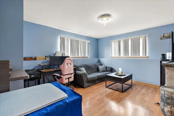 $299,900 | 2941 Woodside Drive, Joliet, IL 60431