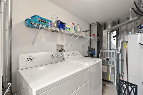 $299,900 | 2941 Woodside Drive, Joliet, IL 60431