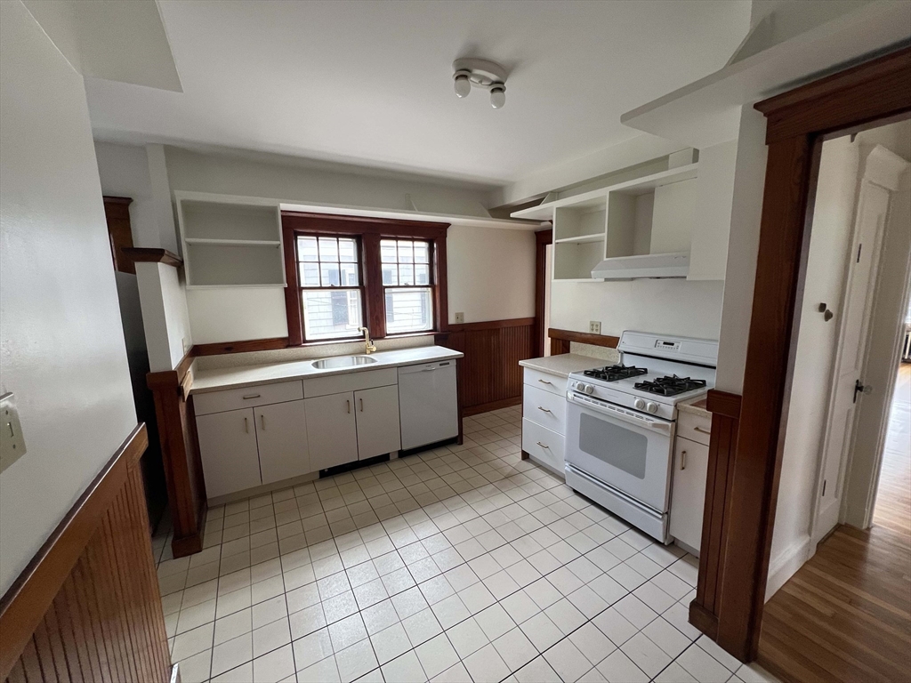8 Wright Street, Unit 2 Cambridge, MA 02138 - Photo 6 of 10