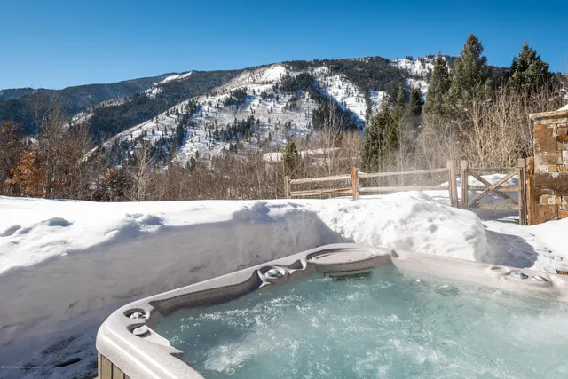 a view of a small pool