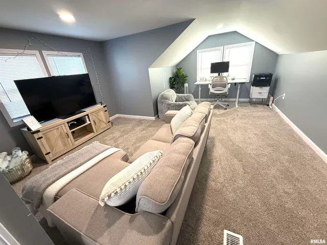 $188,900 | 1635 Chestnut Street, Quincy, IL 62301