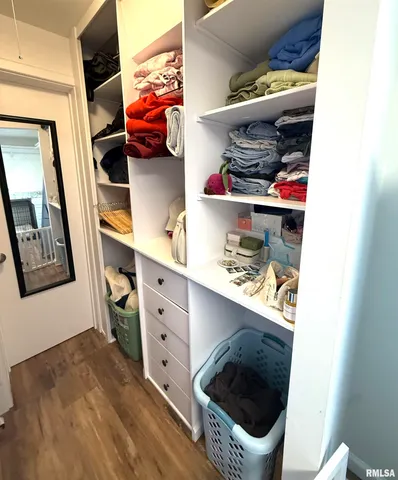 $188,900 | 1635 Chestnut Street, Quincy, IL 62301