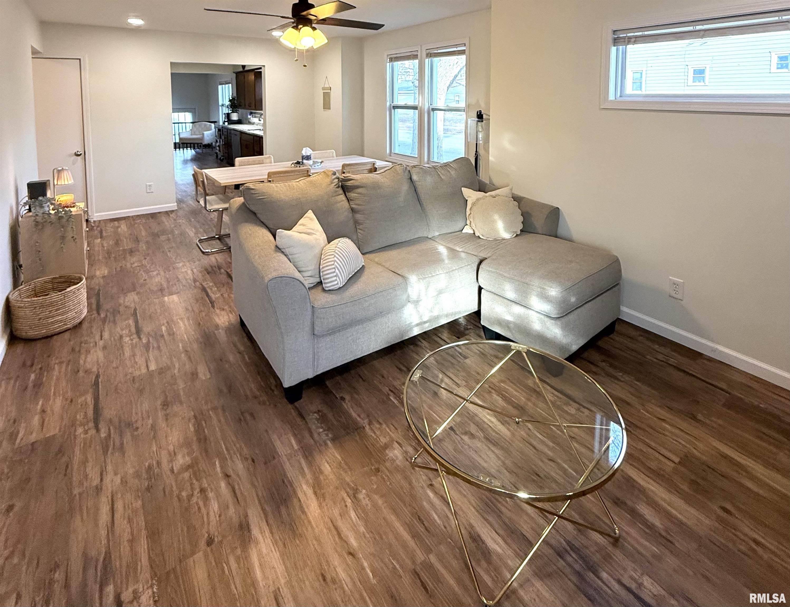 1635 Chestnut Street Quincy, IL 62301 - Photo 2 of 24