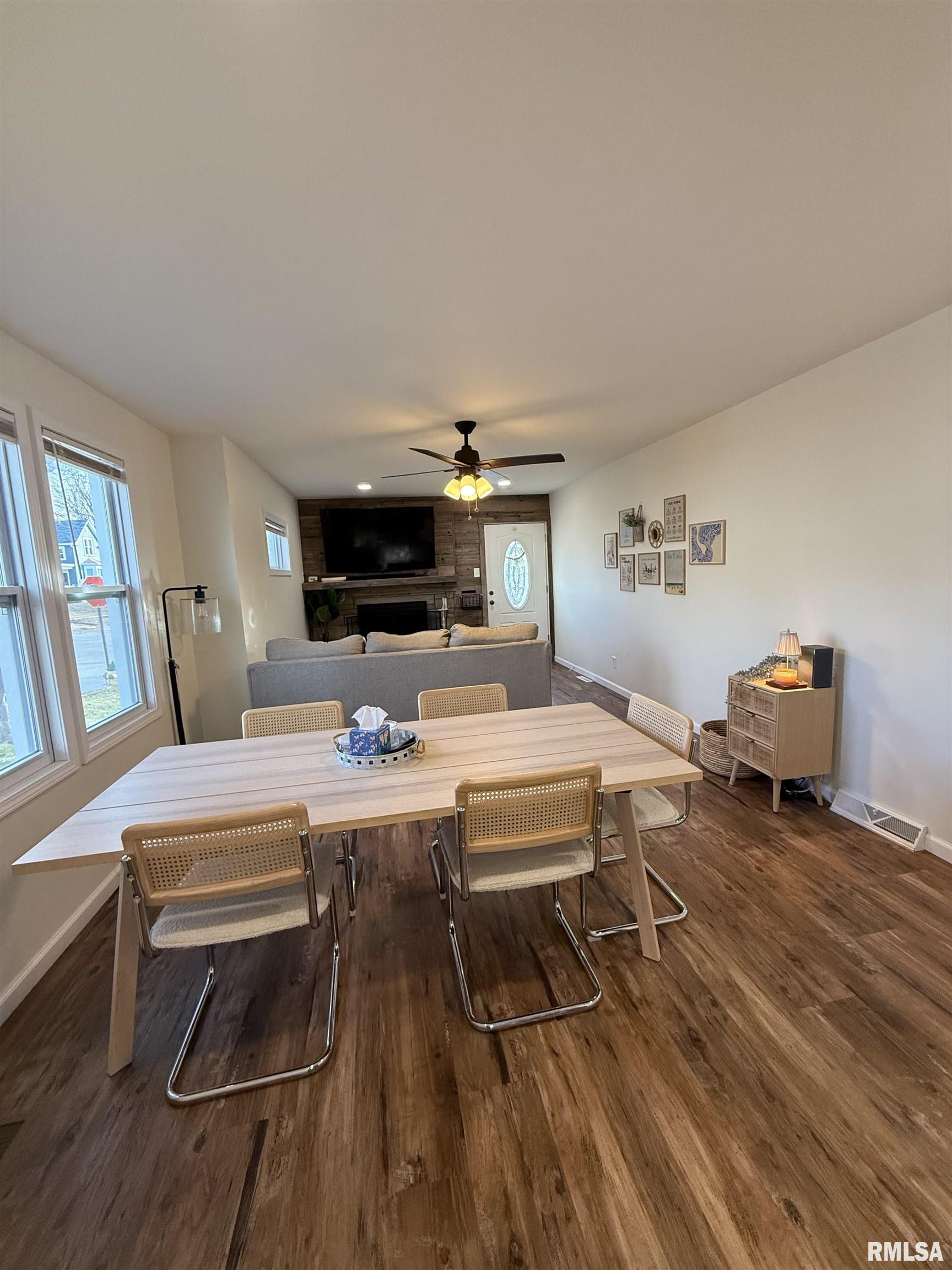 1635 Chestnut Street Quincy, IL 62301 - Photo 4 of 24