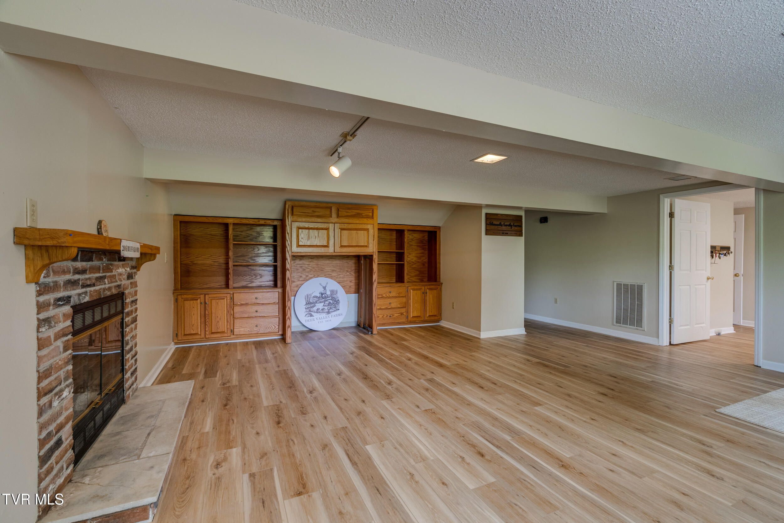 208 Buffalo Road Bluff City, TN 37618 - Photo 9 of 90 009
