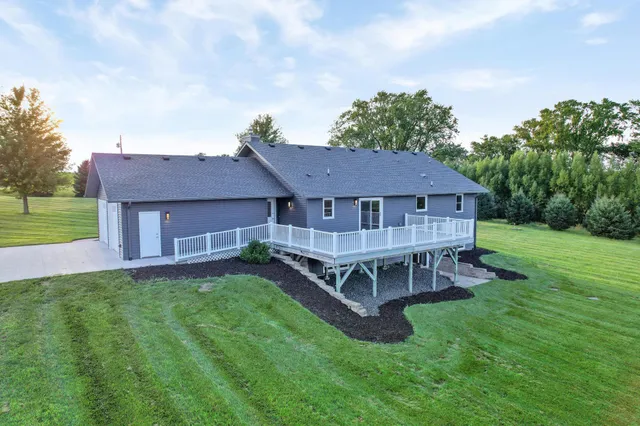 $3,000 | 66182 310th Avenue, Lake City, MN 55041