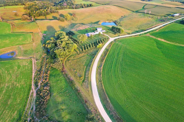 $3,000 | 66182 310th Avenue, Lake City, MN 55041