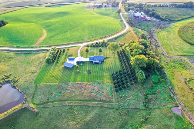 $3,000 | 66182 310th Avenue, Lake City, MN 55041