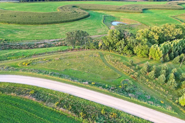 $3,000 | 66182 310th Avenue, Lake City, MN 55041