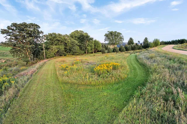 $3,000 | 66182 310th Avenue, Lake City, MN 55041