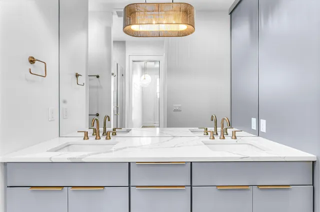 a bathroom with a sink and a toilet