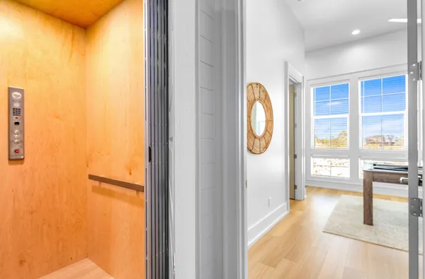 $3,949,000 | 424 East Gorrie Drive, St. George Island, FL 32328