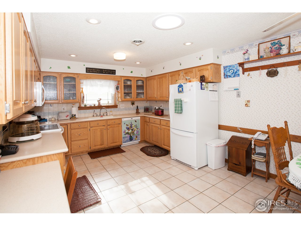 628 Kiwi Road Sterling, CO 80751 - Photo 11 of 35 Kitchen