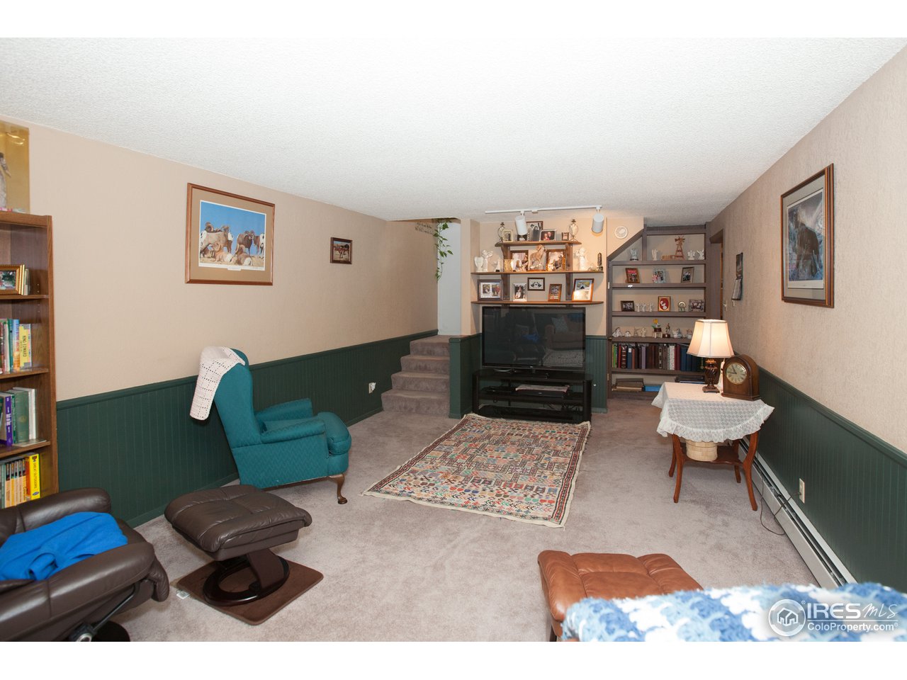 628 Kiwi Road Sterling, CO 80751 - Photo 28 of 35 Family room
