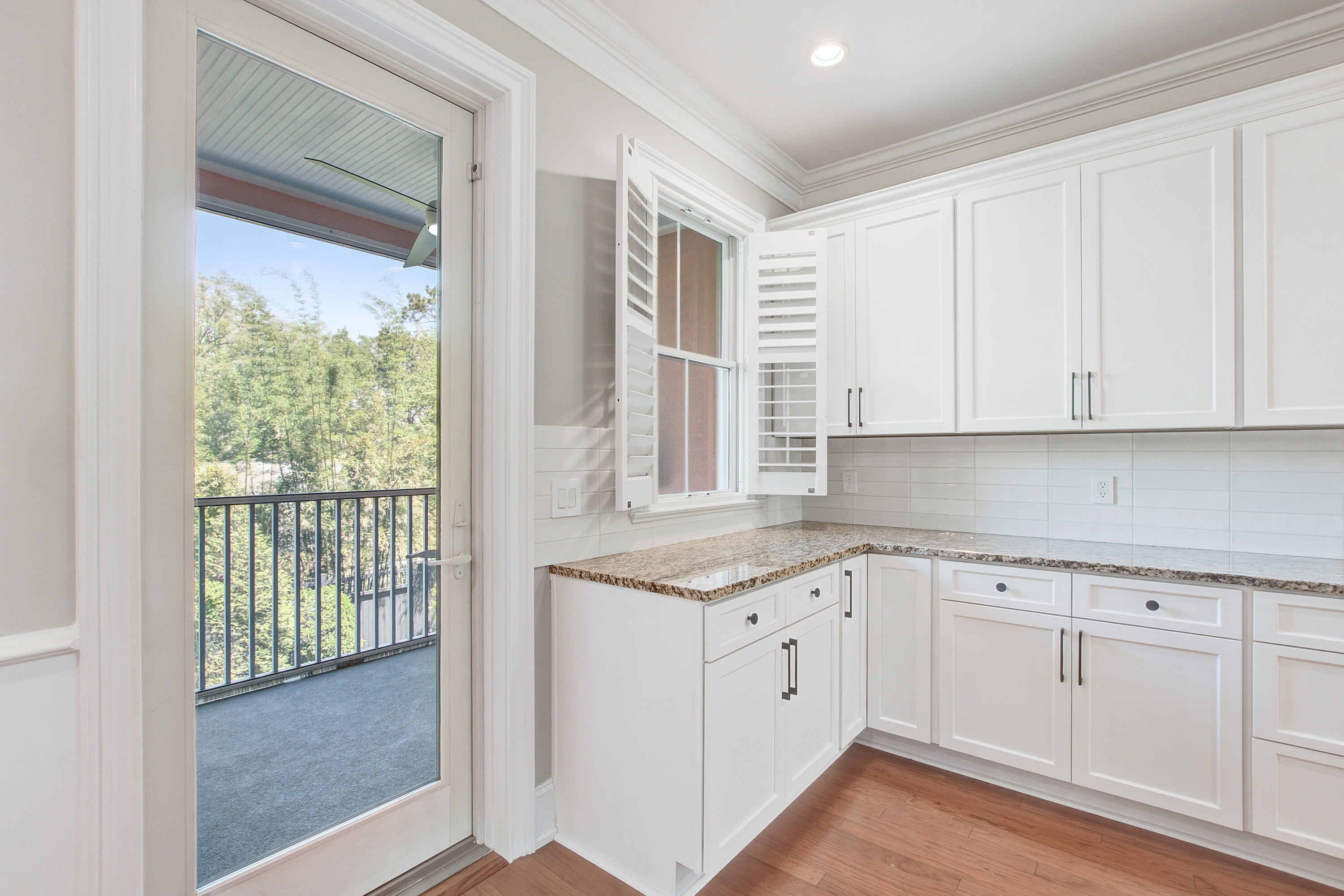 656 Coleman Boulevard, Unit 404 Mount Pleasant, SC 29464 - Photo 13 of 38 656 Coleman (15)