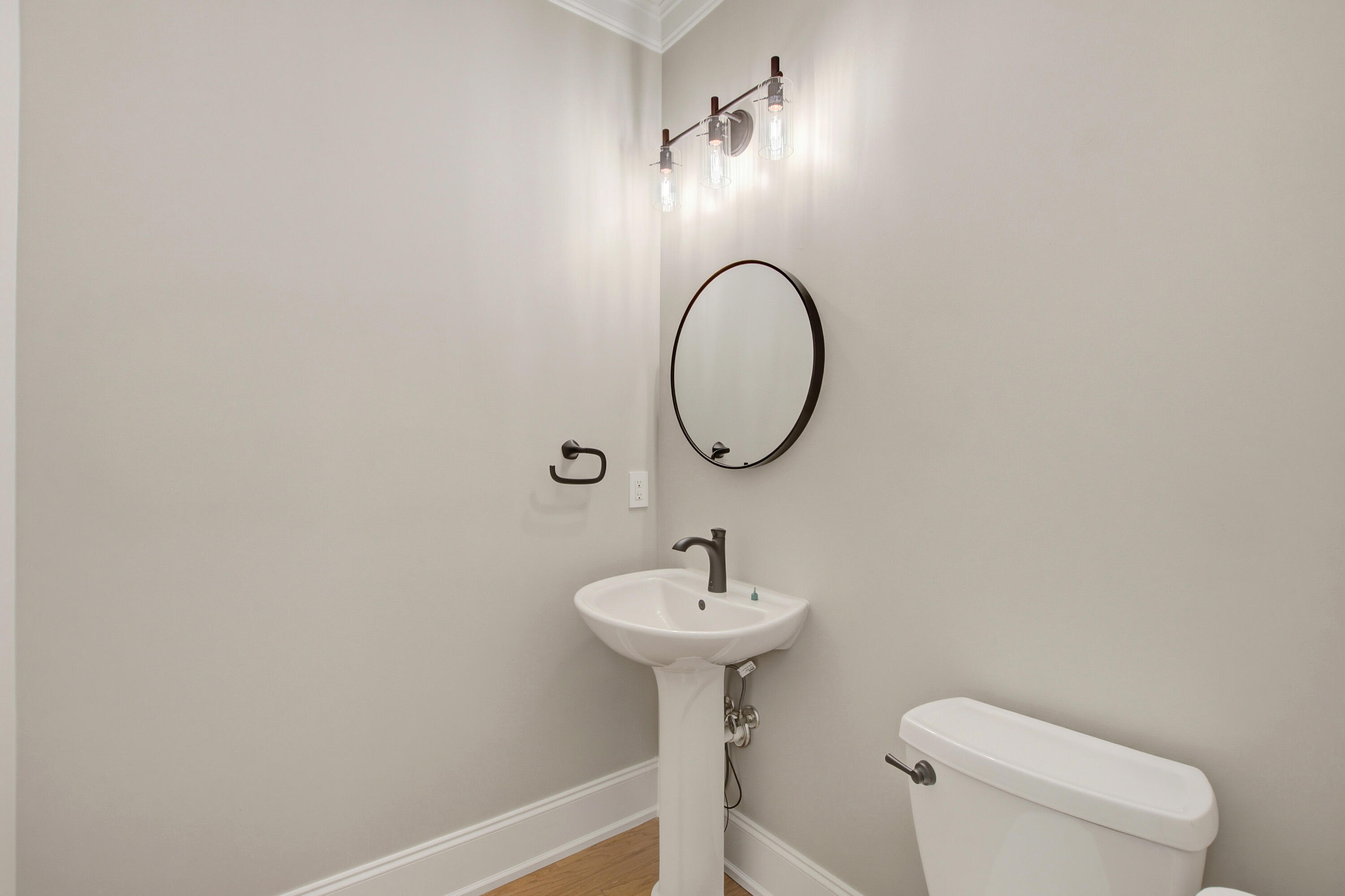 656 Coleman Boulevard, Unit 404 Mount Pleasant, SC 29464 - Photo 20 of 38 656 Coleman (22)