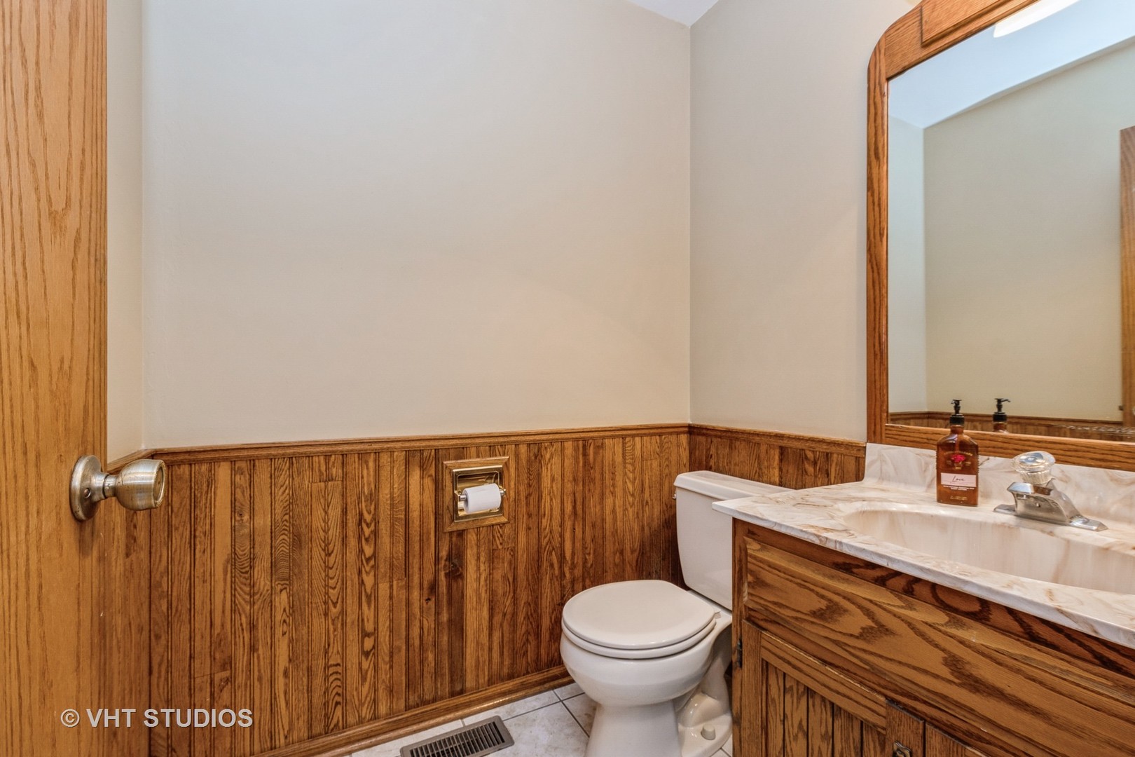 735 Vermont Road Frankfort, IL 60423 - Photo 9 of 22