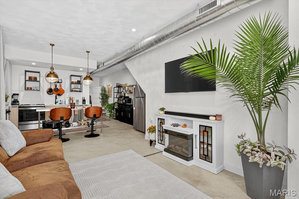 122 Mascoutah Avenue Belleville, IL 62220 - Photo 10 of 22