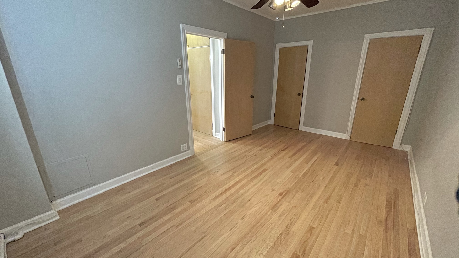 6101 North Sheridan Road, Unit 9H Chicago, IL 60660 - Photo 4 of 13